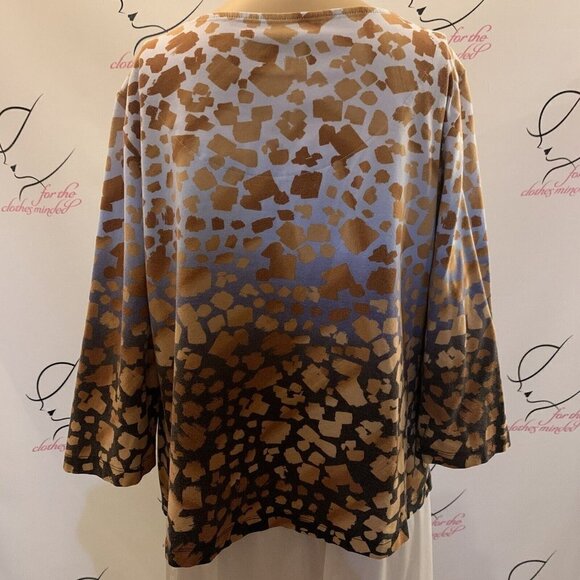 Ruby Rd. Size XLP. Embellished Pullover. Animal Print. 3/4 Sleeve. B85". - Picture 4 of 4